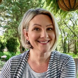 Meet your Posher, Stephanie